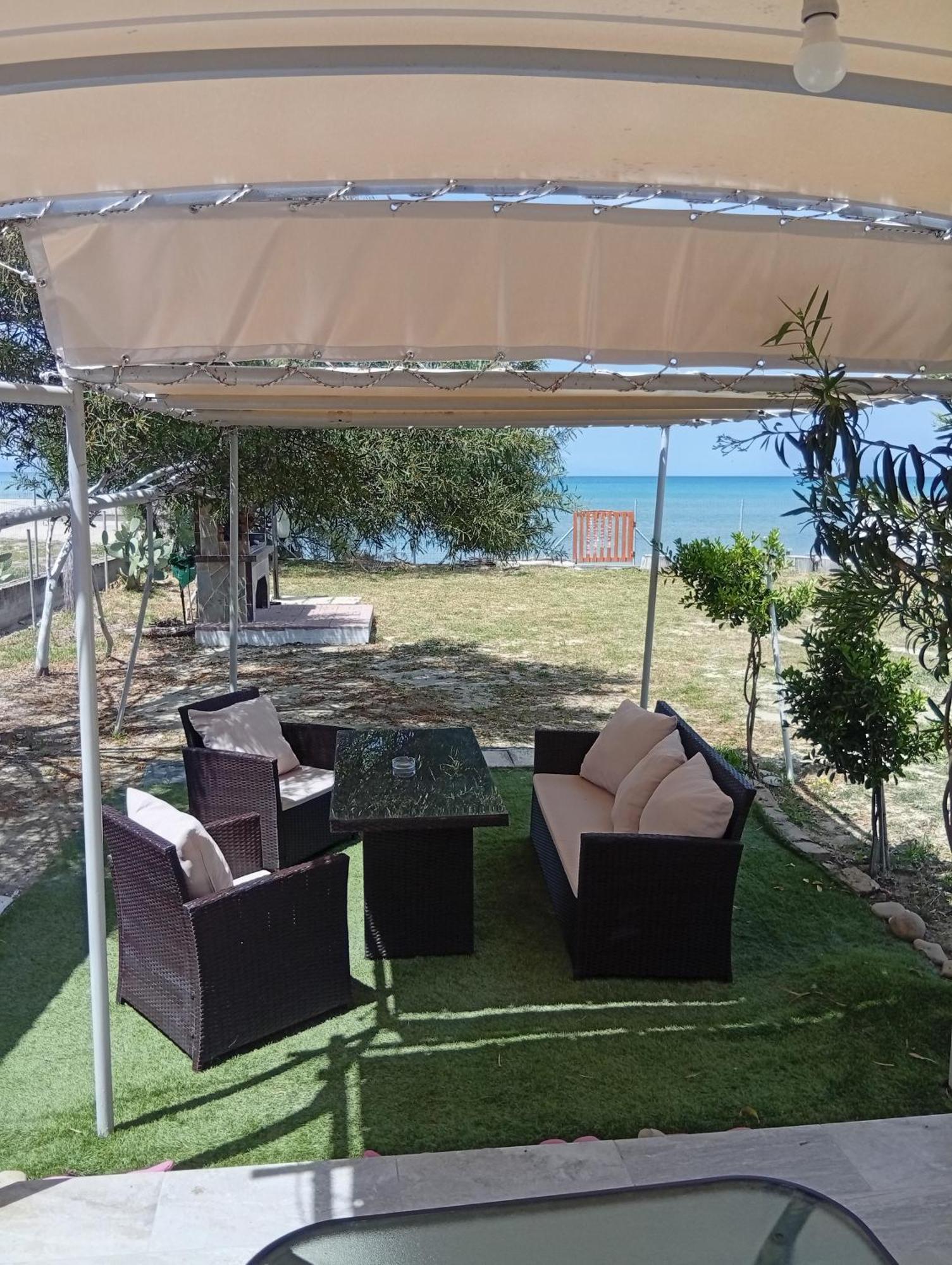 Vasilikis Sea House Villa Lefkimmi  Bagian luar foto
